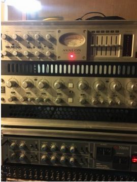 Avalons and Neve 33609C